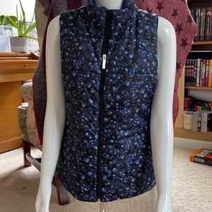 Woman Micheal kors vest